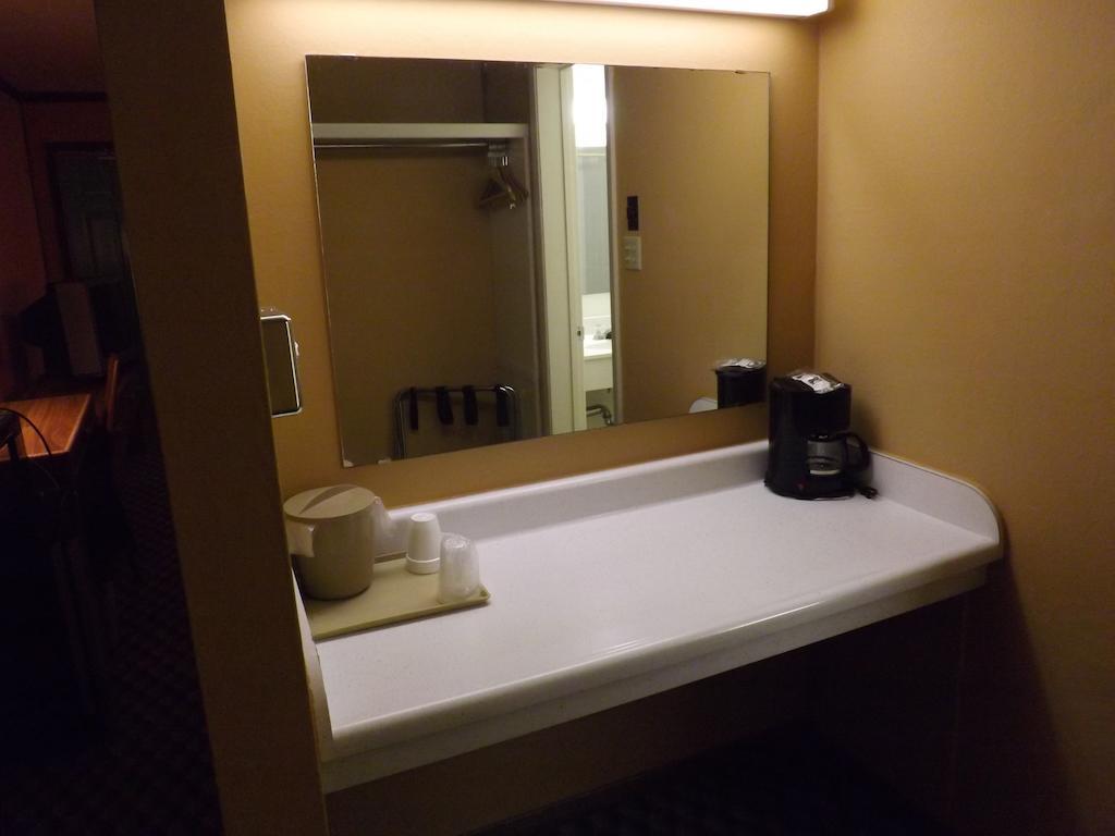 Tristar Inn Xpress Tucumcari Room photo