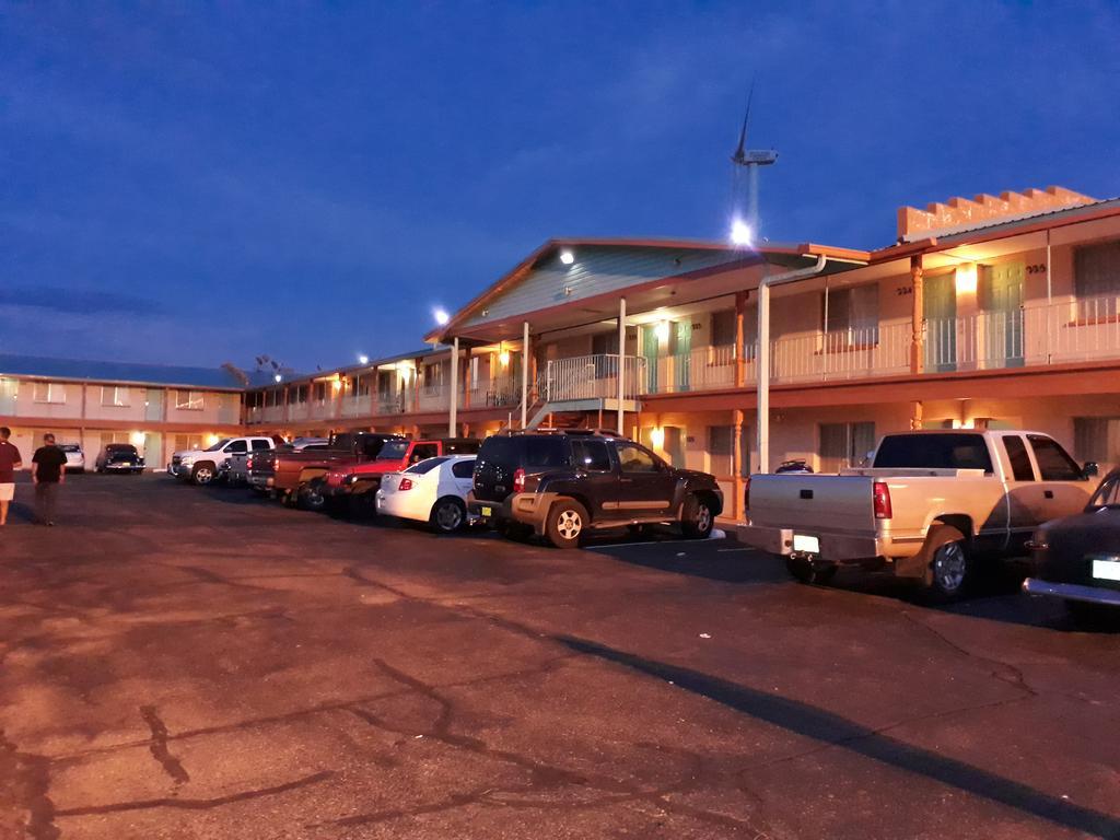 Tristar Inn Xpress Tucumcari Exterior photo